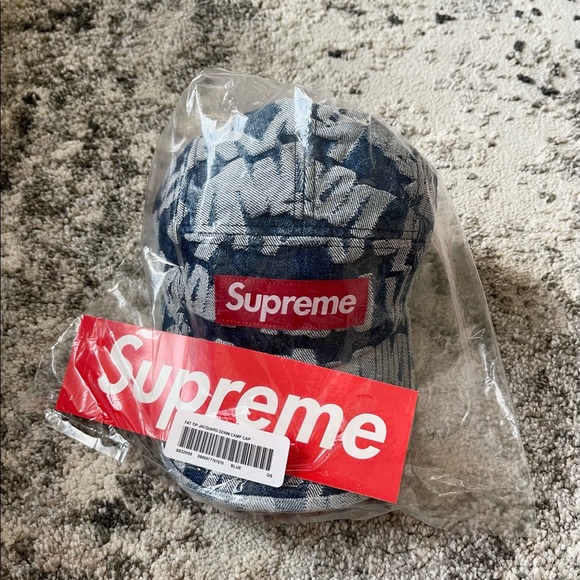 SUPREME Fat Tip Jacquard Denim Camp Cap (SS22) - www.greenlar.com.br 今すぐ購入安い 22ss Supreme fat cap camp jaquard tip キャップ